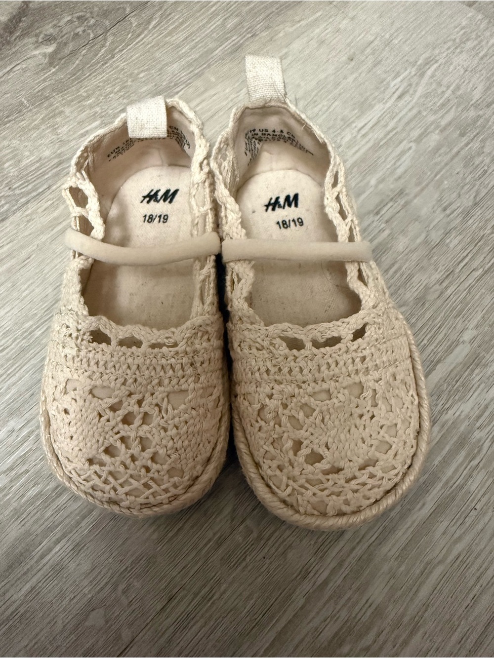 H&M Cream Crochet Mary Jane Baby Shoes